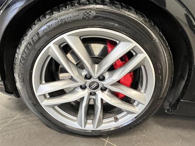AUDI Q7 2021 Business S line 60 TFSI e quattro 340(462) kW(hv) tiptronic, 1-omisteinen, hyvät varusteet! Takuu!