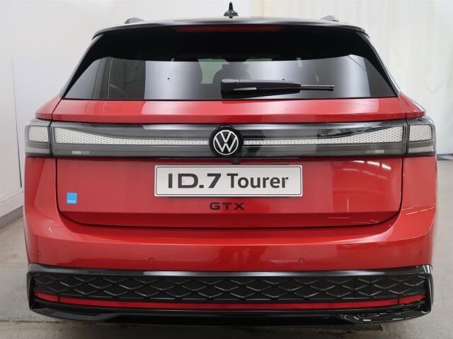 Volkswagen ID.7 2025 Tourer GTX 4MOTION 75-v Juhlamalli 250 kW, akku 86 kWh