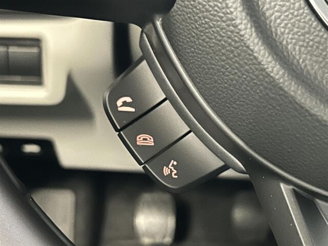 Suzuki Swift 2025 1,2 12V HYBRID 2WD GL+ 5MT / Adapt.vakkari / Peruutuskamera / Navi / Bluetooth /