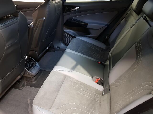 Volkswagen ID.4 2026 Pro 4MOTION Elegance 210 kW, akku 77kWh