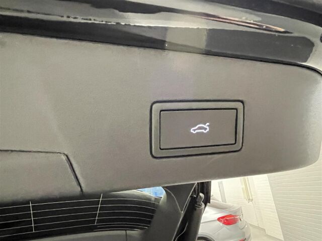 Volkswagen ID.4 2026 Pro 4MOTION Elegance 210 kW, akku 77kWh*Heti tomitukseen!*