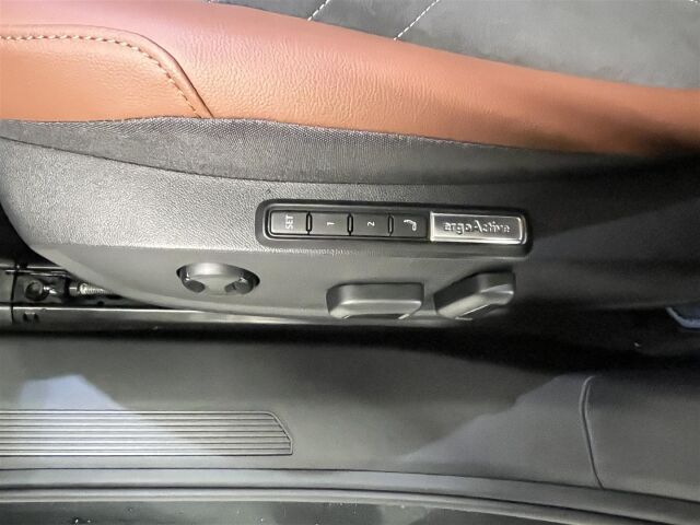 Volkswagen ID.4 2026 Pro 4MOTION Elegance 210 kW, akku 77kWh*Heti tomitukseen!*