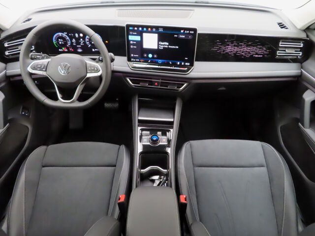 Volkswagen Tiguan 2026 Elegance 75-v Juhlamalli eHybrid 150 kW DSG-automaatti