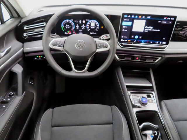 Volkswagen Tiguan 2026 Elegance 75-v Juhlamalli eHybrid 150 kW DSG-automaatti