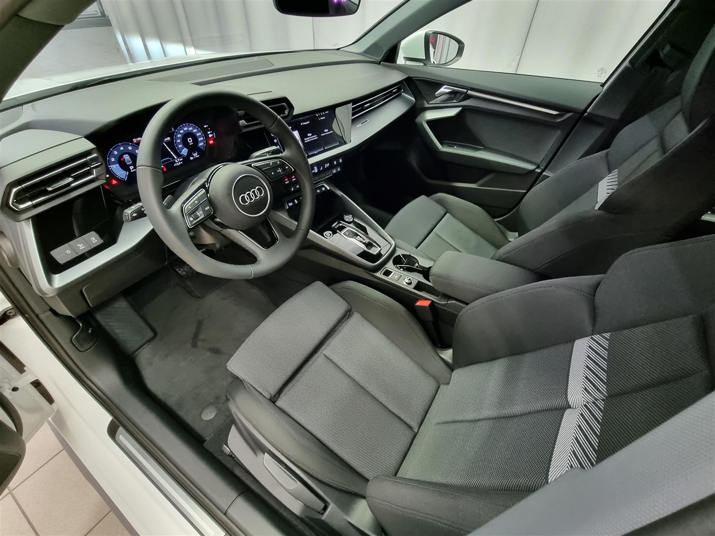 Audi A3 Sedan TFSI 85 kW 2025, kuva 7/19