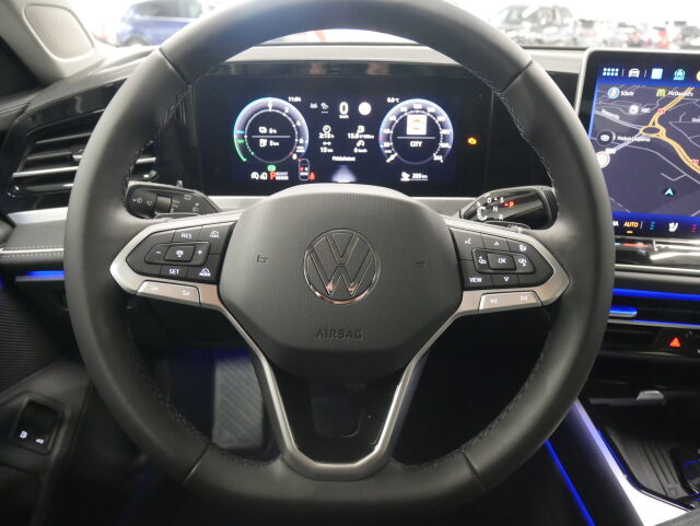 Volkswagen Passat 2026 Variant Elegance 75-v Juhlamalli eHybrid 150 kW DSG-automaatti