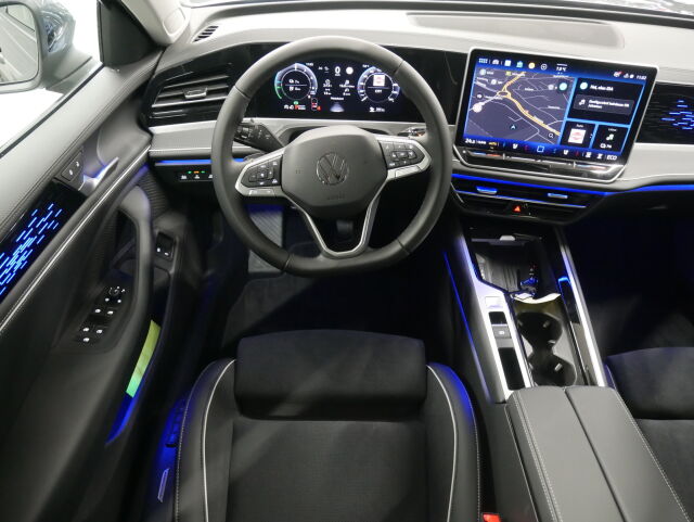 Volkswagen Passat 2026 Variant Elegance 75-v Juhlamalli eHybrid 150 kW DSG-automaatti