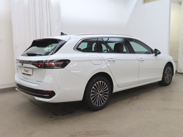 Volkswagen Passat 2026 Variant Elegance 75-v Juhlamalli eHybrid 150 kW DSG-automaatti