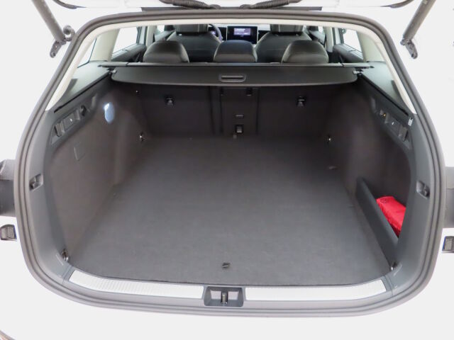 Volkswagen Passat 2026 Variant Elegance 75-v Juhlamalli eHybrid 150 kW DSG-automaatti