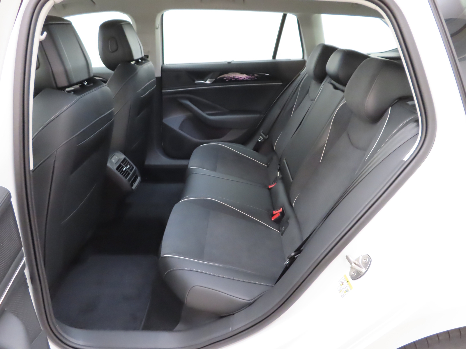 Volkswagen Passat 2026, kuva 7/11