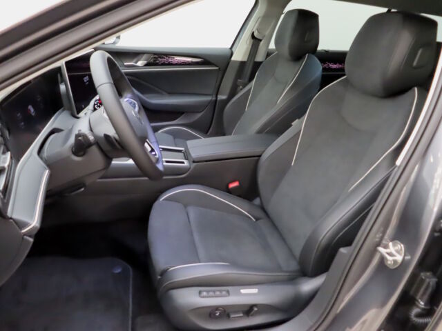 Volkswagen Passat 2026 Variant Elegance 75-v Juhlamalli eHybrid 150 kW DSG-automaatti