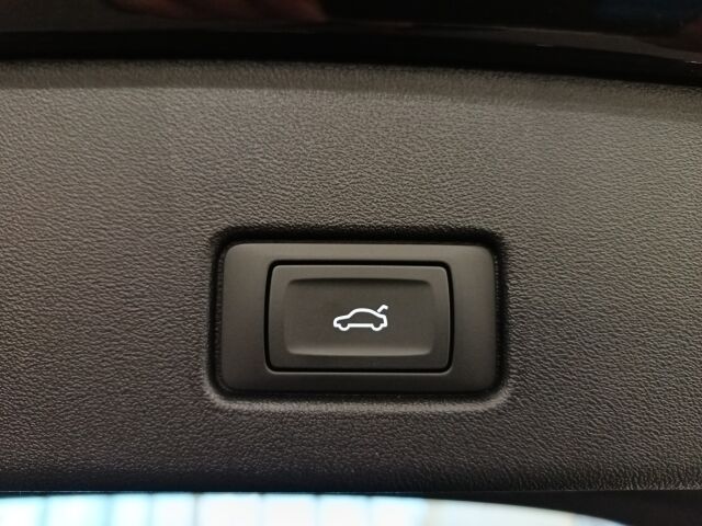 Audi Q4 e-tron 2026 45 e-tron quattro. Takuu 5 vuotta / 100.000 km