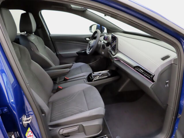 Volkswagen ID.4 2026 Pro 4MOTION Elegance 210 kW, akku 77kWh