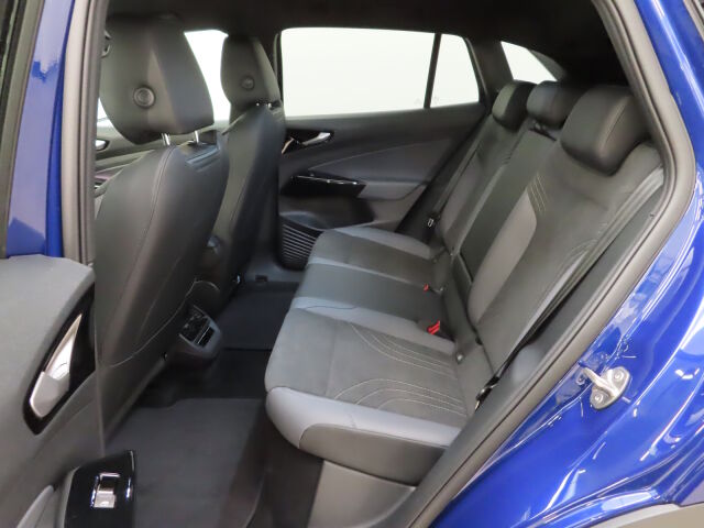 Volkswagen ID.4 2026 Pro 4MOTION Elegance 210 kW, akku 77kWh