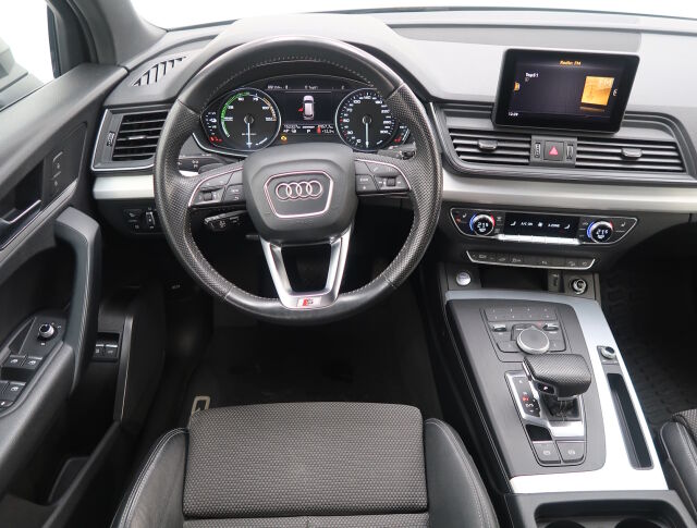 Audi Q5 2020 Launch Edition 55 TFSI e quattro S tronic