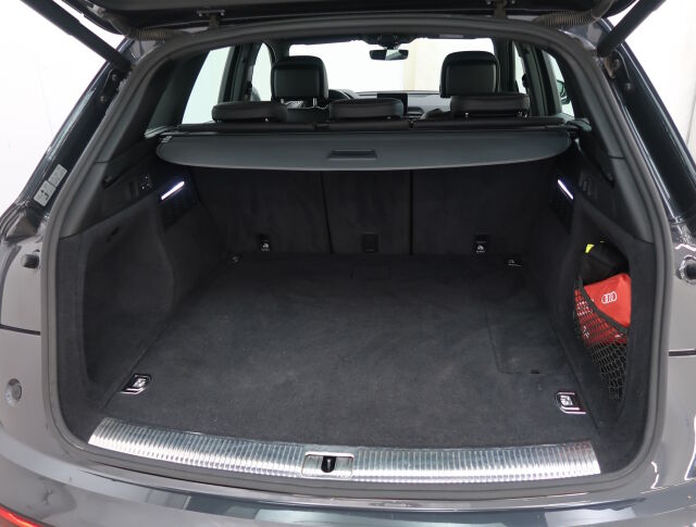 Audi Q5 2020 Launch Edition 55 TFSI e quattro S tronic