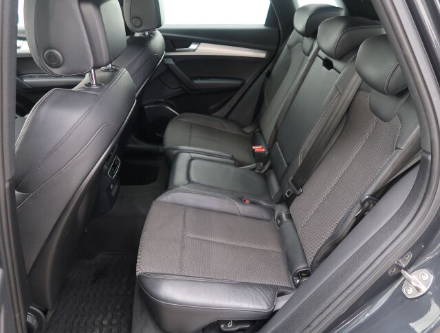 Audi Q5 2020 Launch Edition 55 TFSI e quattro S tronic
