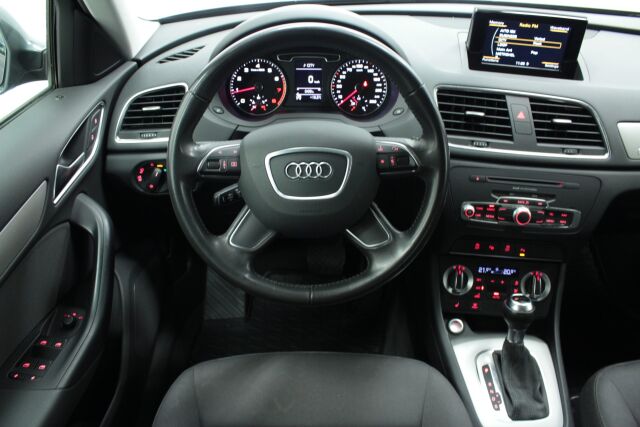 AUDI Q3 2014 Business II 2,0 TFSI 155 kW quattro S tronic