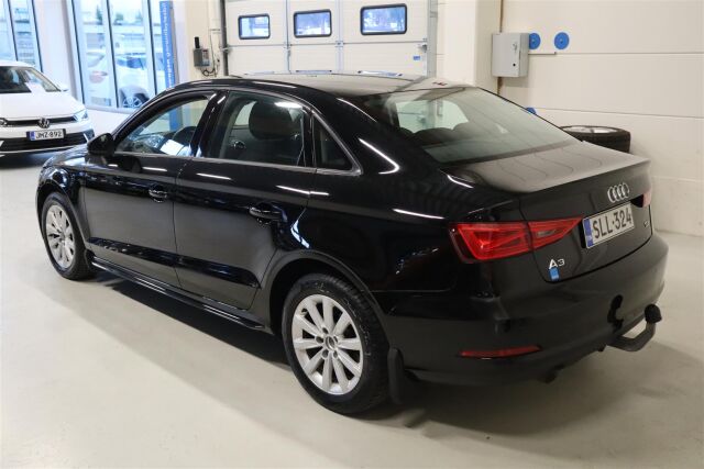 AUDI A3 2014 Sedan Business 1,6 TDI 77 kW S tronic