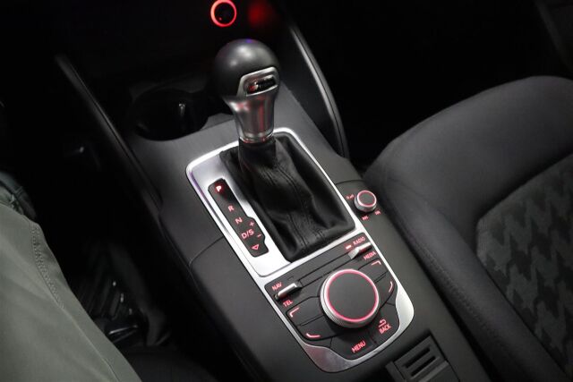 AUDI A3 2014 Sedan Business 1,6 TDI 77 kW S tronic