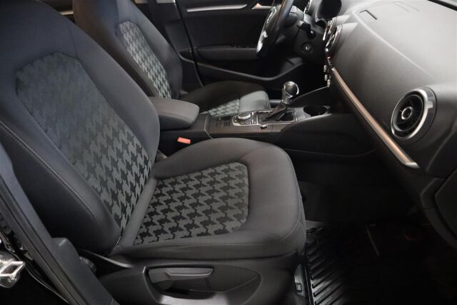 AUDI A3 2014 Sedan Business 1,6 TDI 77 kW S tronic