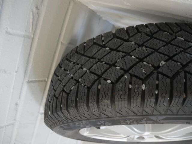 VOLKSWAGEN Golf 2015 Comfortline 1,2 TSI 81 kW (110 hv) DSG-automaatti