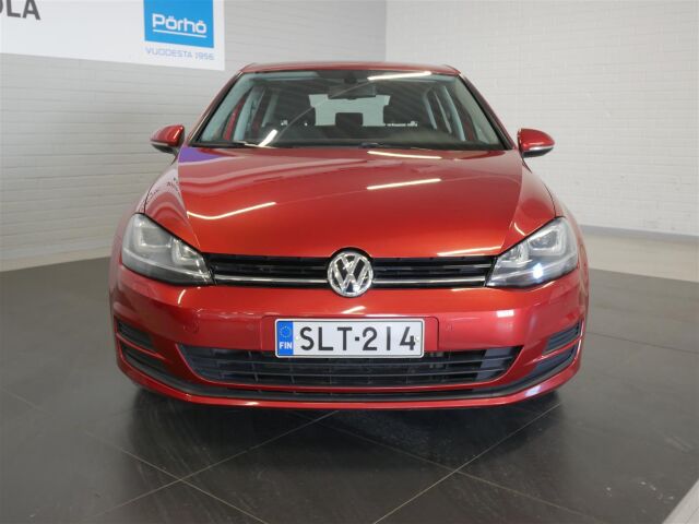 VOLKSWAGEN Golf 2015 Comfortline 1,2 TSI 81 kW (110 hv) DSG-automaatti