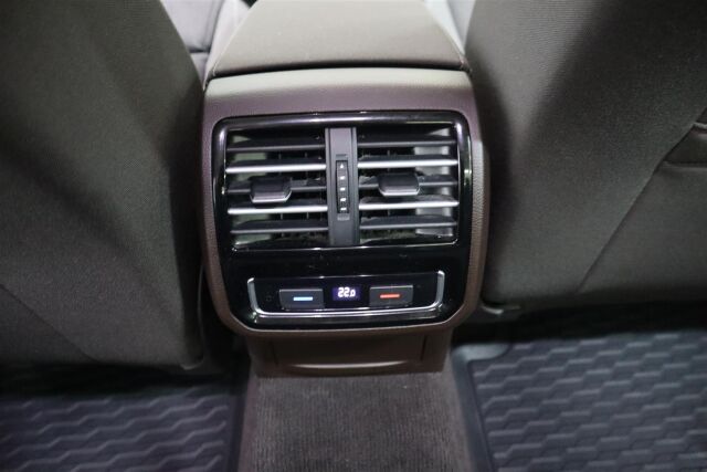 VOLKSWAGEN Passat 2015 Sedan Comfortline 1,4 TSI 92 kW (125 hv) BlueMotion Technology DSG-automaatti