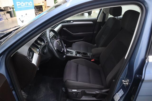 VOLKSWAGEN Passat 2015 Sedan Comfortline 1,4 TSI 92 kW (125 hv) BlueMotion Technology DSG-automaatti