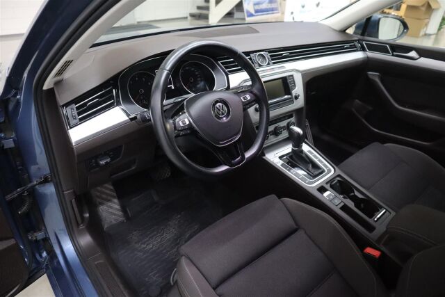 VOLKSWAGEN Passat 2015 Sedan Comfortline 1,4 TSI 92 kW (125 hv) BlueMotion Technology DSG-automaatti