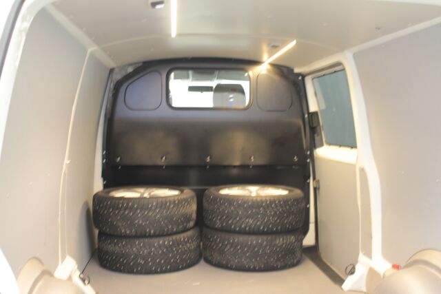 VOLKSWAGEN Transporter 2017 umpipakettiauto Pitkä 2,0 TDI 150kW 4Motion DSG (4M16)