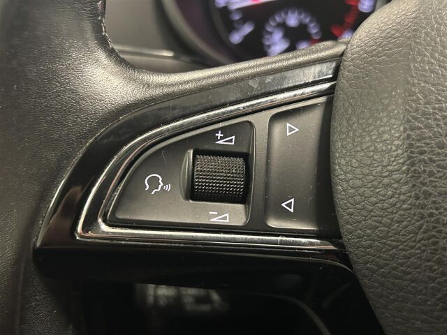 SKODA Octavia 2017 Combi 1,4 TSI Style DSG Autom. / ACC / Kauko-Webasto / Kessy / Panoraama / Koukku