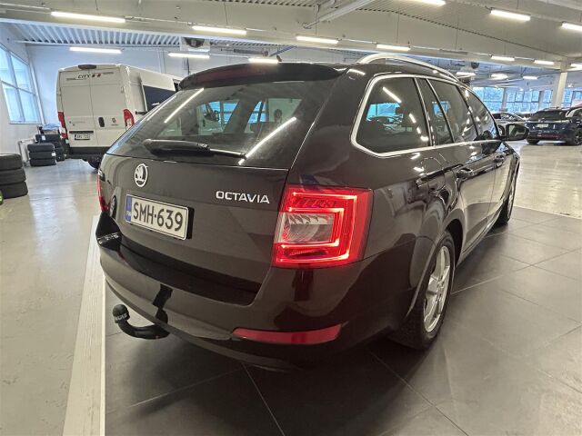 SKODA Octavia 2017 Combi 1,4 TSI Style DSG Autom. / ACC / Kauko-Webasto / Kessy / Panoraama / Koukku