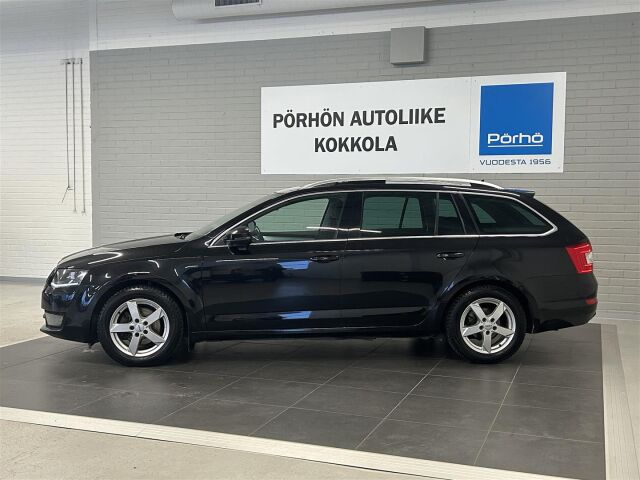 SKODA Octavia 2017 Combi 1,4 TSI Style DSG Autom. / ACC / Kauko-Webasto / Kessy / Panoraama / Koukku