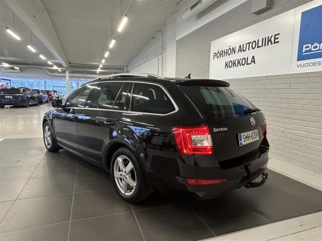 SKODA Octavia 2017 Combi 1,4 TSI Style DSG Autom. / ACC / Kauko-Webasto / Kessy / Panoraama / Koukku