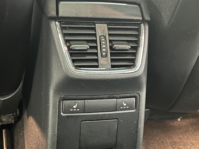 SKODA Octavia 2017 Combi 1,4 TSI Style DSG Autom. / ACC / Kauko-Webasto / Kessy / Panoraama / Koukku