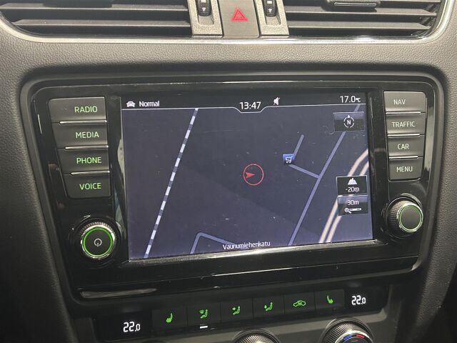 SKODA Octavia 2017 Combi 1,4 TSI Style DSG Autom. / ACC / Kauko-Webasto / Kessy / Panoraama / Koukku