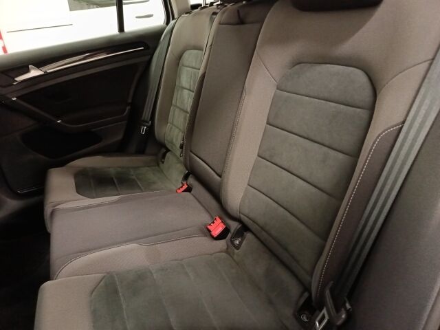 VOLKSWAGEN Golf 2017 Variant Highline 1,4 TSI 92 kW (125 hv) DSG-automaatti