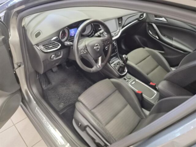 Opel Astra 2017 Sports Tourer Innovation 1,4 Turbo Start/Stop 110kW MT6