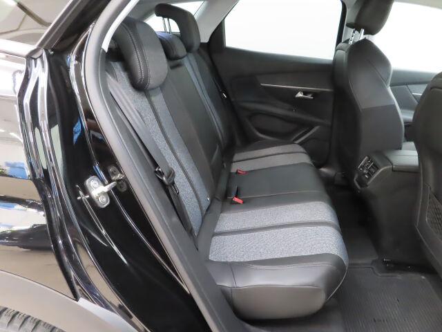 Peugeot 3008 2018 Allure PureTech 130 Automaatti