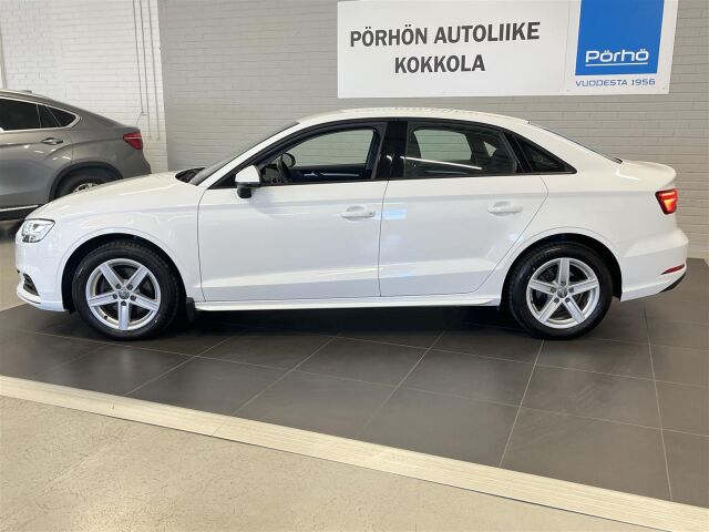 AUDI A3 2018 Sedan Pro Business Edition 1,0 TFSI 85 kW S tronic