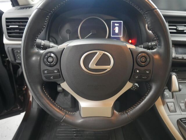 LEXUS CT 2018 200h Comfort