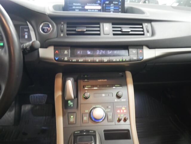 LEXUS CT 2018 200h Comfort