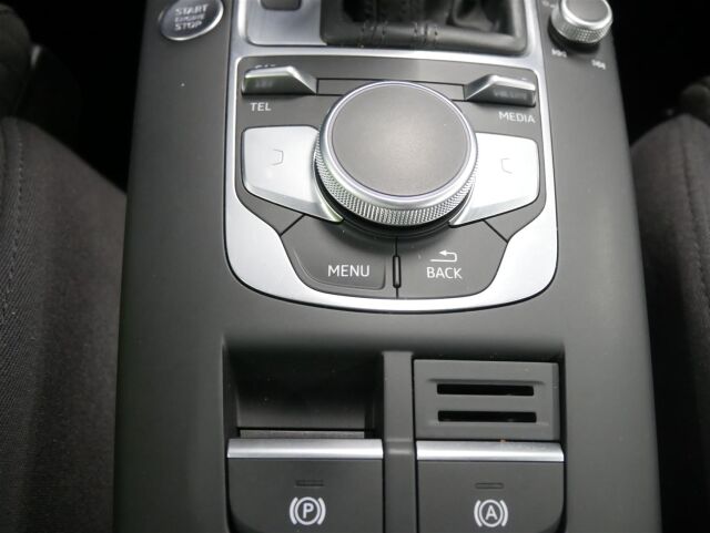 AUDI A3 2019 Sedan Pro Business Sport Edition 1,6 TDI 85 kW S tronic