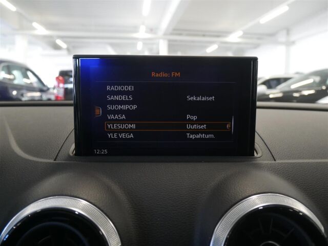 AUDI A3 2019 Sedan Pro Business Sport Edition 1,6 TDI 85 kW S tronic