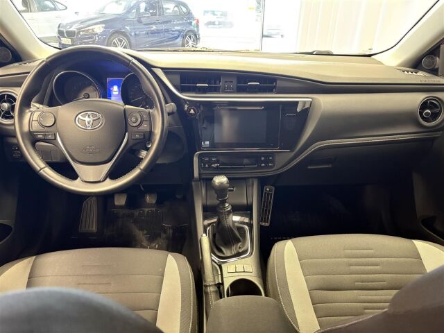 TOYOTA Auris 2016 Touring Sports 1,2 T Active