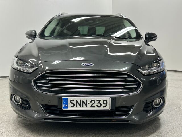 FORD Mondeo 2016 2,0 TDCi 180hv PowerShift Titanium Business Wagon AWD merkkihuollettu ja Webastolla