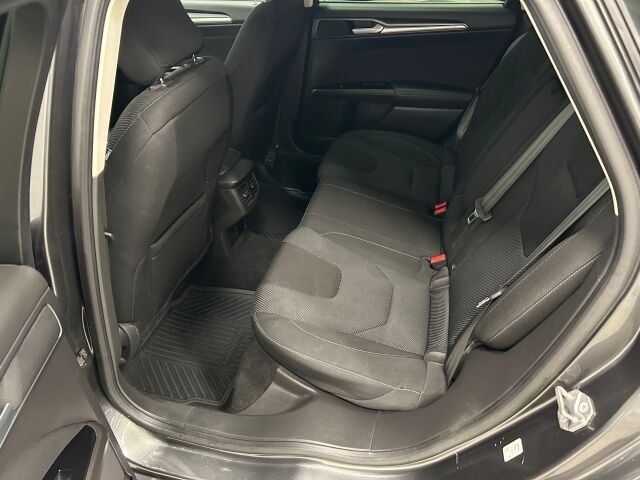 FORD Mondeo 2016 2,0 TDCi 180hv PowerShift Titanium Business Wagon AWD merkkihuollettu ja Webastolla