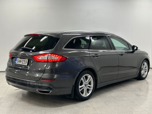 FORD Mondeo 2016 2,0 TDCi 180hv PowerShift Titanium Business Wagon AWD merkkihuollettu ja Webastolla