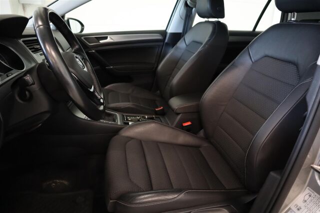 VOLKSWAGEN Golf 2016 Comfortline 1,2 TSI 81 kW (110 hv)
